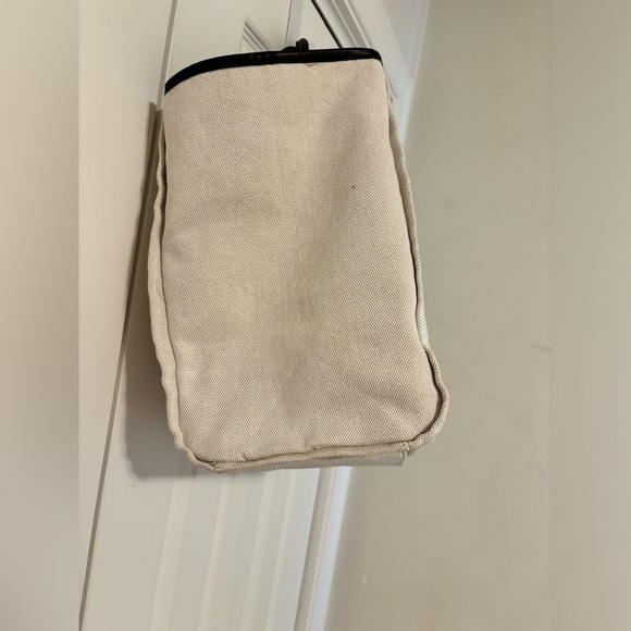 VS Script Tote Bag NEVER USED - Picture 4 of 7